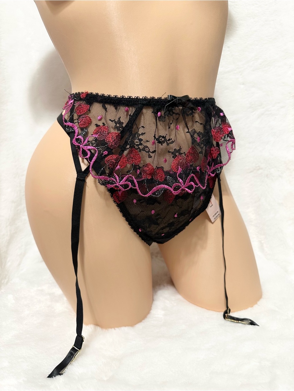 M/L M Victoria’s Secret Sheer Black & Pink Embroidered Floral Garter Panty